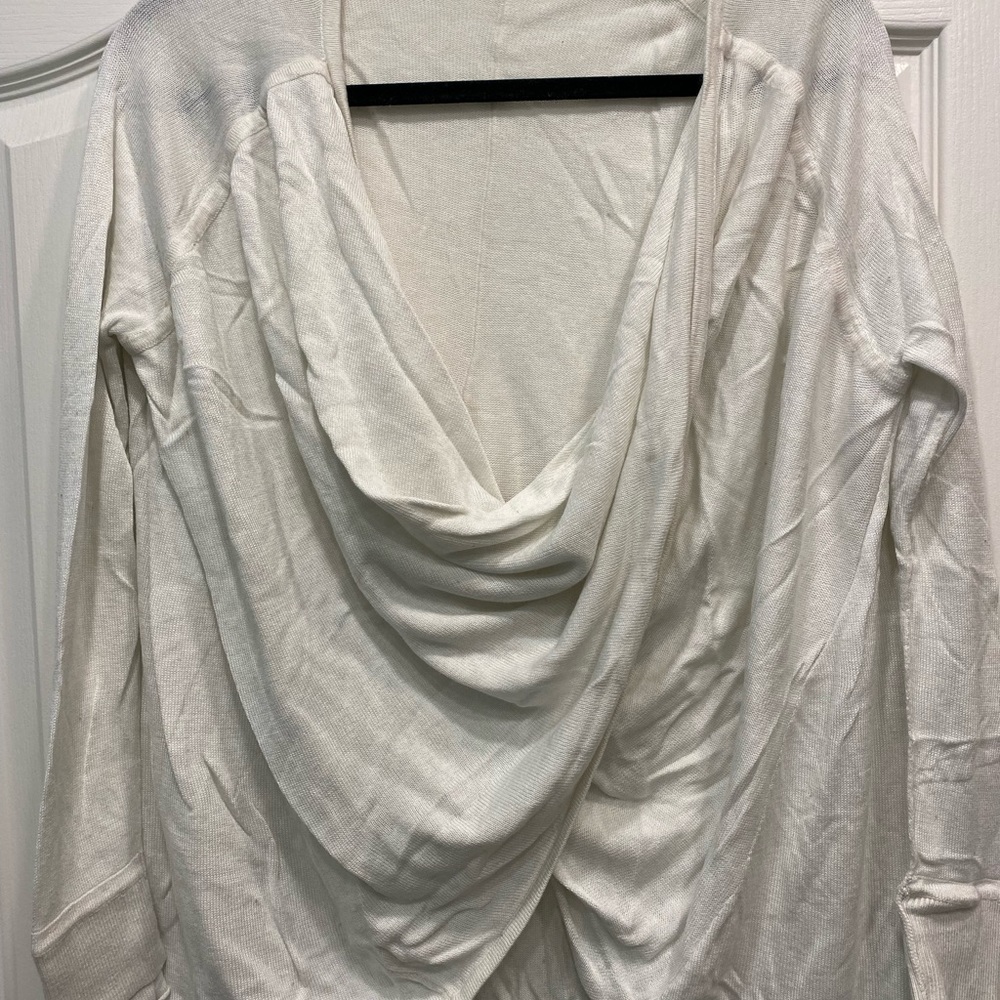 Lululemon cross over long sleeved top